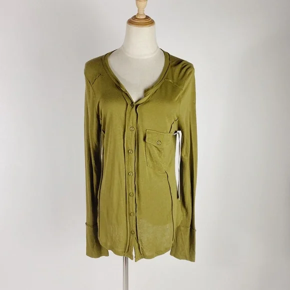 NWT YOUNG FAB BROKE Soft Button Down Long Sleeve Tshirt Olive Green Womens Med - Picture 1 of 8